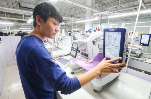 科技賦能打造智能工廠,將 私人定制 服裝搬上現(xiàn)代流水線