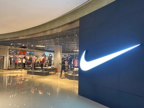 另眼看服裝 少林發(fā)聲明指森馬侵權 耐克為孕婦推出產品線