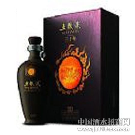 精品五糧液酒 百富門(mén)酒業(yè)公司的卓越產(chǎn)品及其市場(chǎng)價(jià)格解析